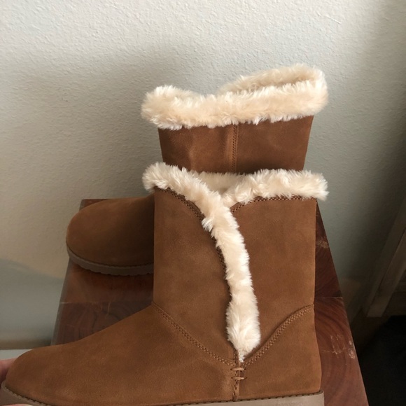 ✨ NWT Suede Winter Boots ✨ - Picture 5 of 15